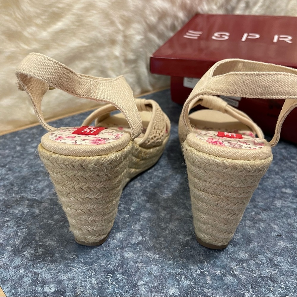 Espirit Anna Wedges, Size 8 - Picture 5 of 6